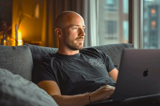 Nechcete nebo nemůžete si půjčovat v bance? Zkuste nebankovní půjčku