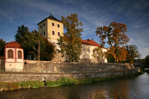 mestske-muzeum-zamek-horazdovice-exterier-muzea-a-zamku-1.jpg